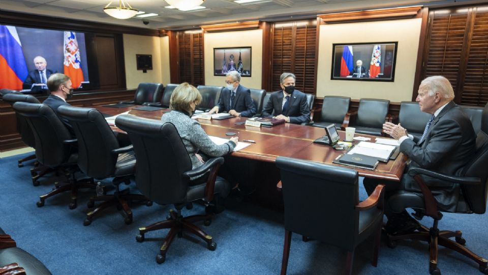 Reunión Biden- Putin: EU advirtió a Rusia sobre “fuertes” sanciones si escala la crisis con Ucrania