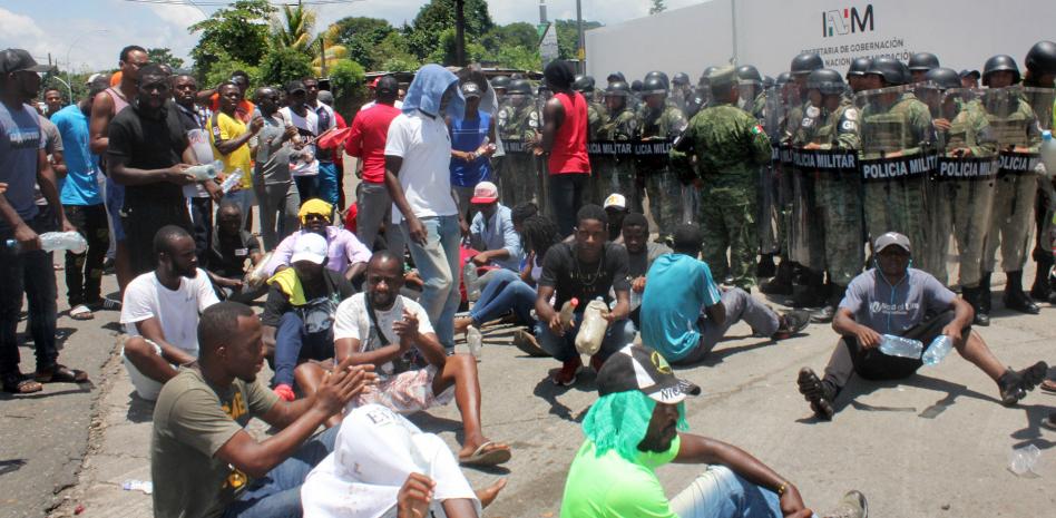 Organizaciones civiles estiman más de 125 mil migrantes varados en el sur de México