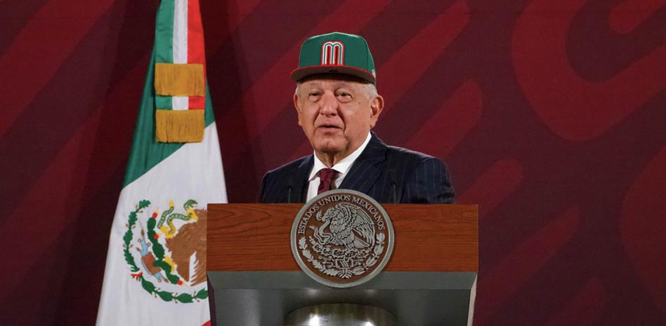 “Inteligencia, no espionaje”, niega AMLO uso de Pegasus contra activistas y oposición