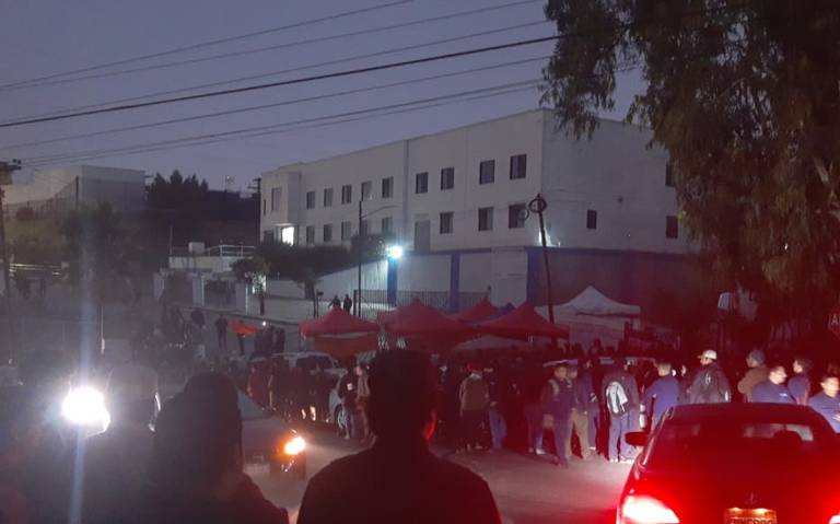 Familiares de trabajador prensado en Prime Wheel, piden el cierre de la empresa